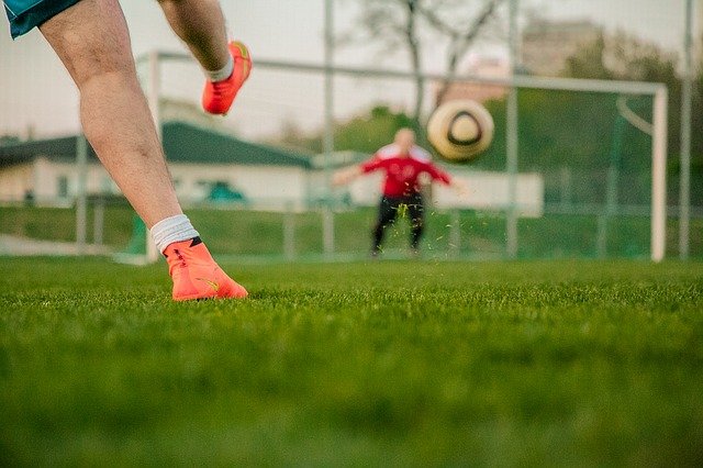 Tags: football, shot on goal, door husband